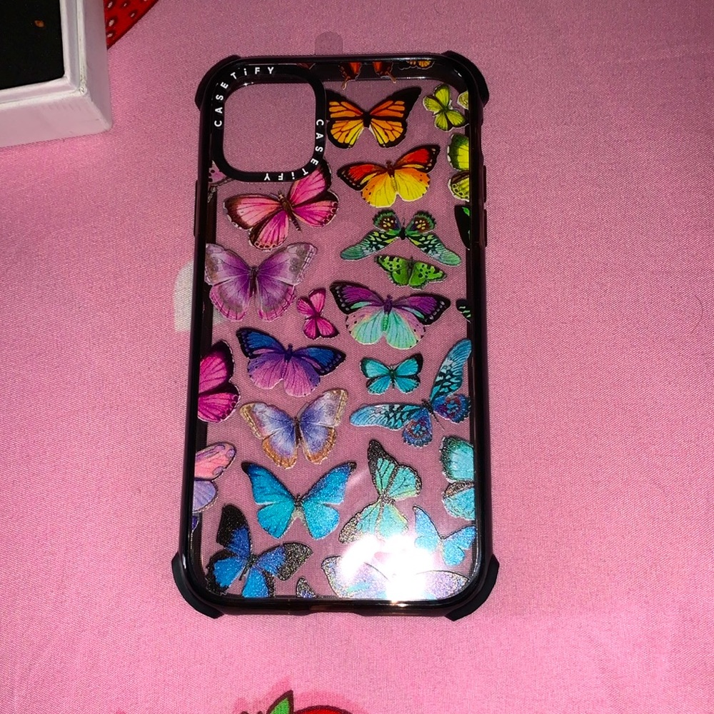 Brand new Butterfly Iphone 11 case from casetify